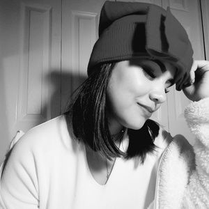 Meet your Posher, Cecilia